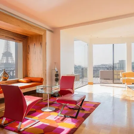 Luxury With Eiffel Tower View And Sauna Apartment Paris
