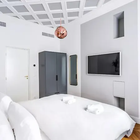 Luxury With Eiffel Tower View And Sauna Apartment *