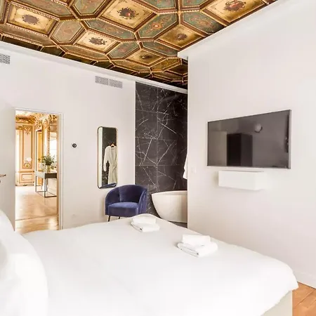 Luxury With Eiffel Tower View And Sauna Apartment Paris