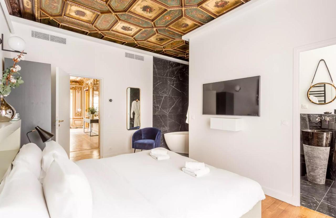 Luxury With Eiffel Tower View And Sauna Appartamento Parigi